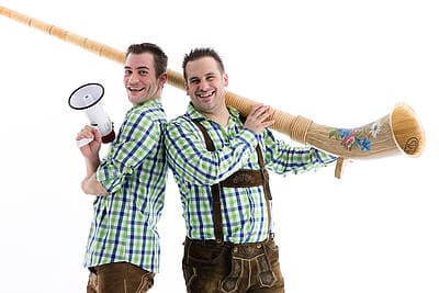 Persfoto Alphornzauberer & Thomas openings act van Oktoberfeestartiesten.nl