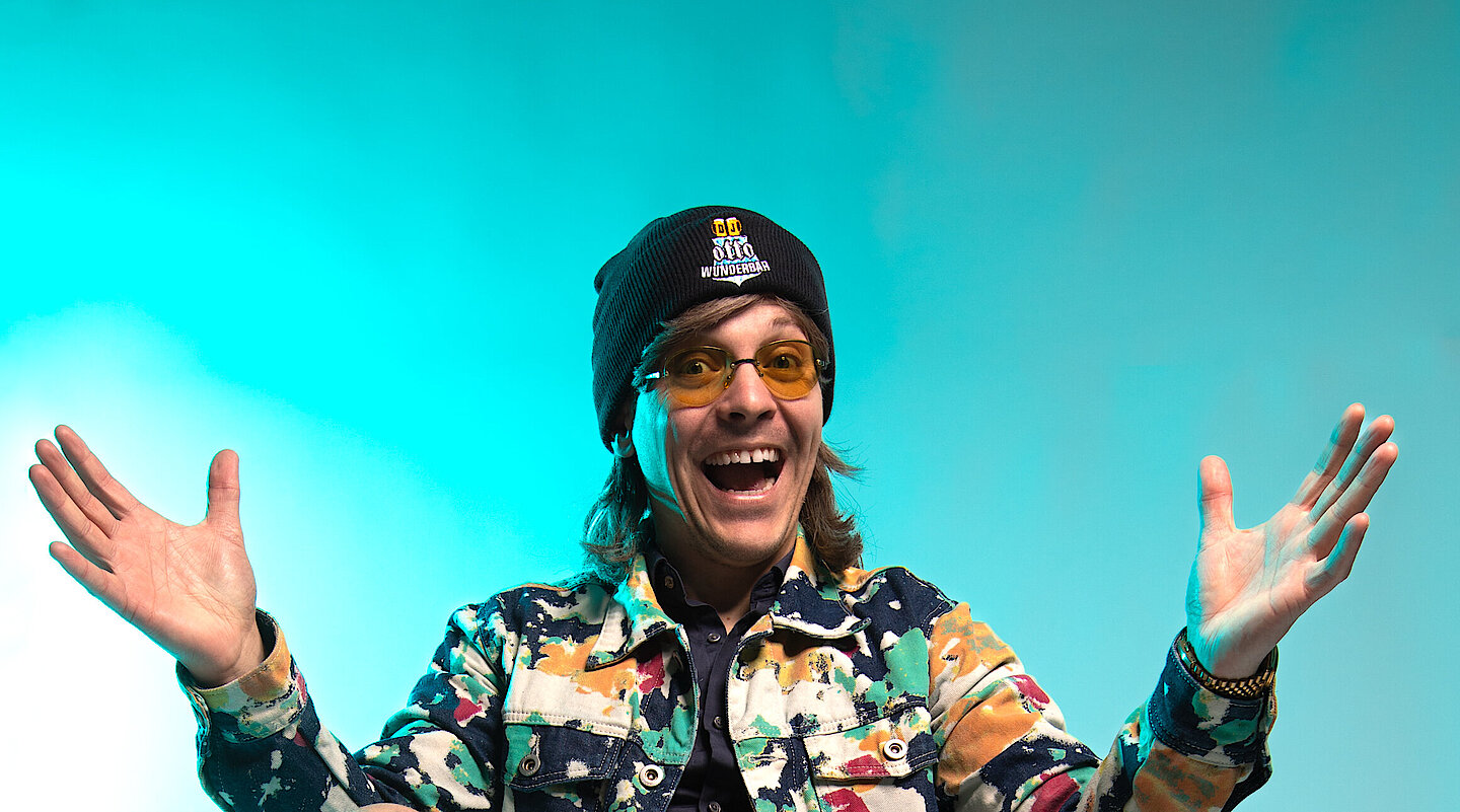 DJ Otto Wunderbar boeken bij OktoberfeestArtiesten.nl Persfoto van Otto Wunderbar DJ bij OktoberfeestArtiesten.nl