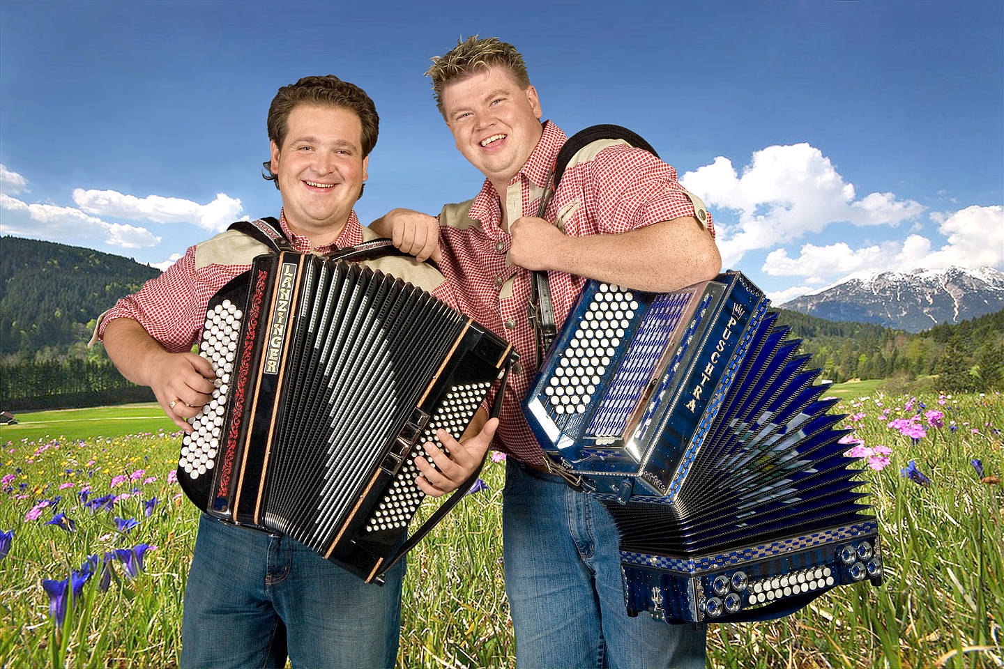 Die Alpensterne boeken bij OktoberfeestArtiesten.nl Persfoto van Die Alpen Sterne band bij OktoberfeestArtiesten.nl