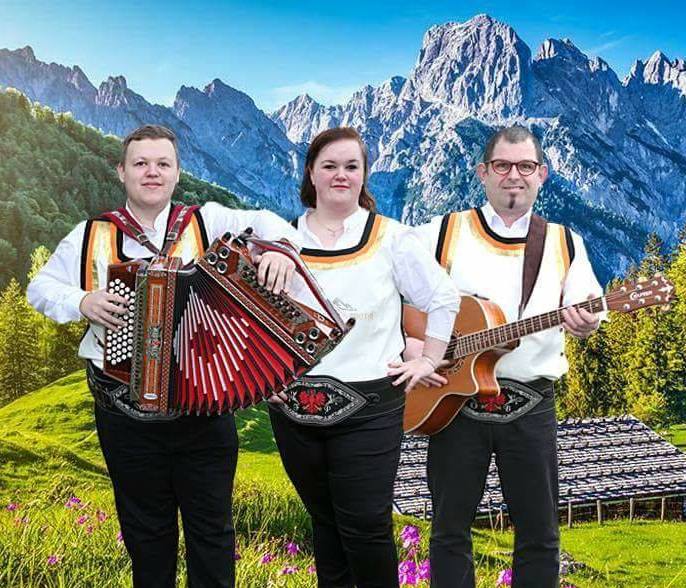 Mountain Sound boek je direct bij Oktoberfeestartiesten.nl Mountain Sound, Oktoberfest band met Oostenrijkse muziek boek je bij Oktoberfeestartiesten.nl