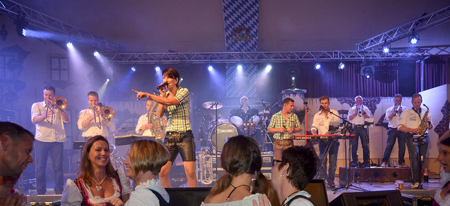 De Rosentaler boeken bij OktoberfeestArtiesten.nl Persfoto van De Rosentaler band bij OktoberfeestArtiesten.nl